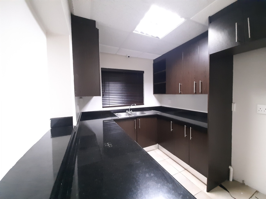 To Let commercial Property for Rent in Gonubie Eastern Cape